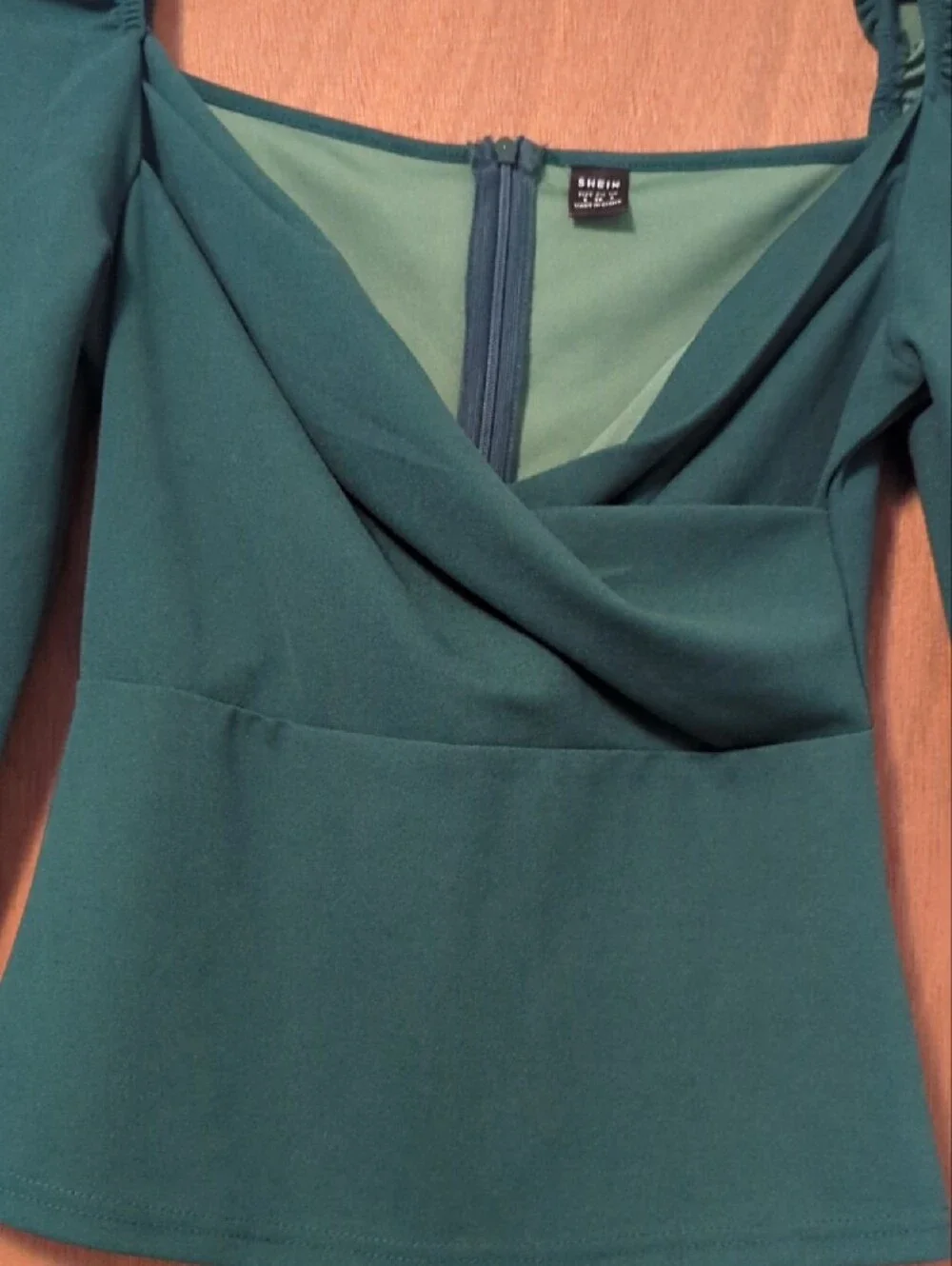 SHEIN Dark Green Long Sleeve Puff Shoulder Top